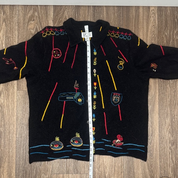 Chico's Black Cardigan with Multicolor Embroidery Sweater Women’s Size 2 - Picture 10 of 14